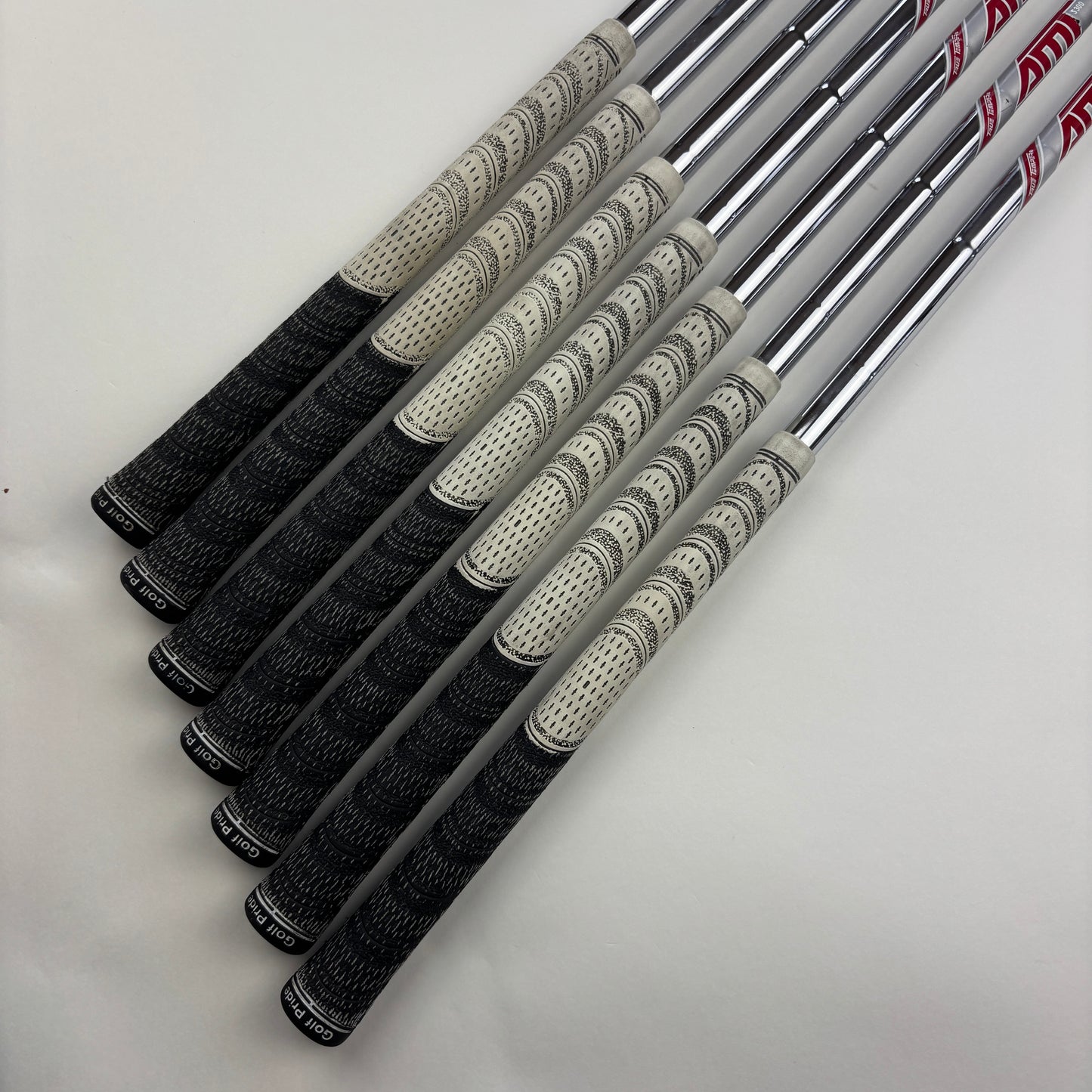 Titleist T100 järnset (4–P) - Stiff