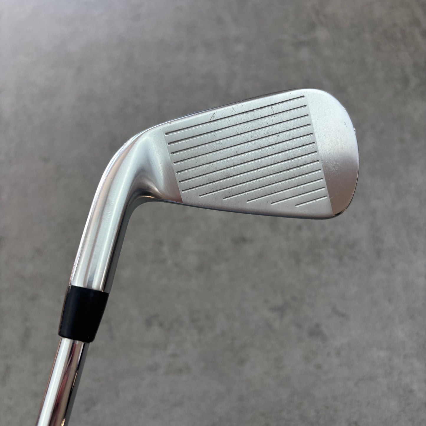 Titleist 718 AP3 järn 4 – Stiff