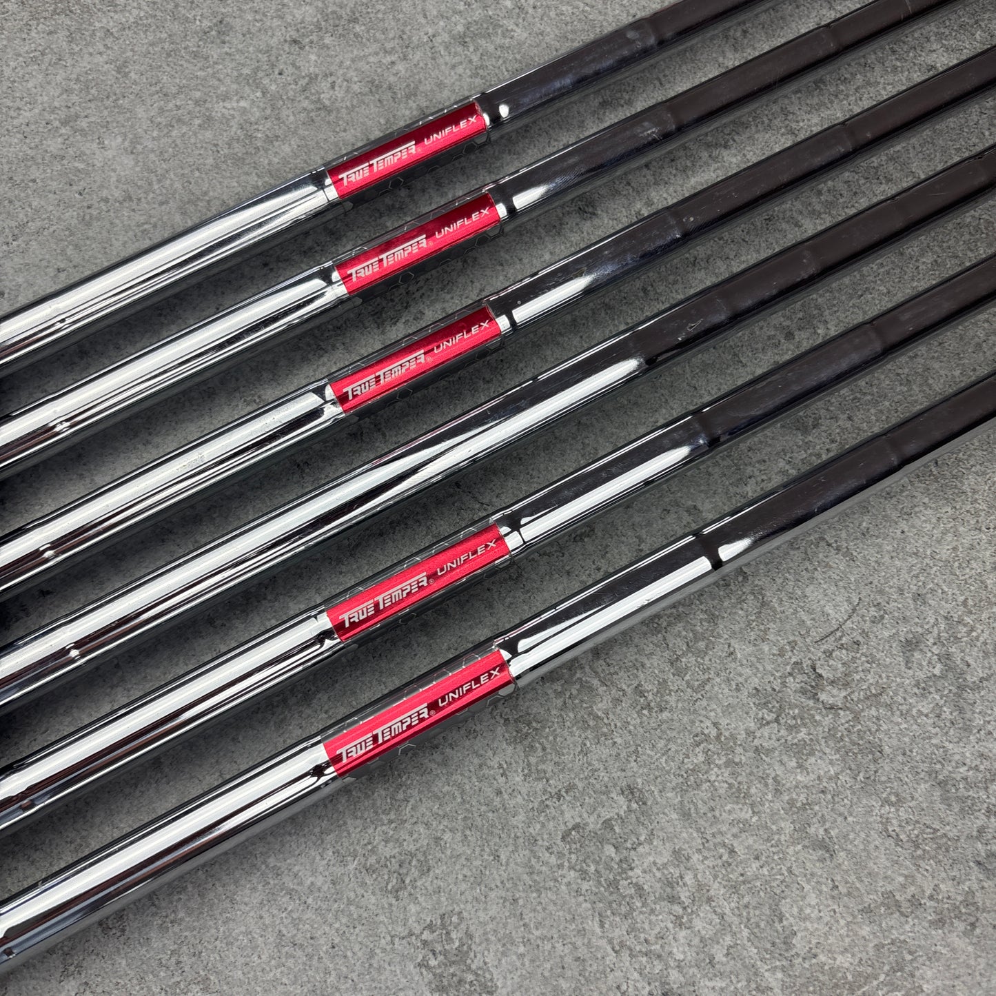 Wilson Staff D200 järnset (5–PW) – Uniflex (Vänster)