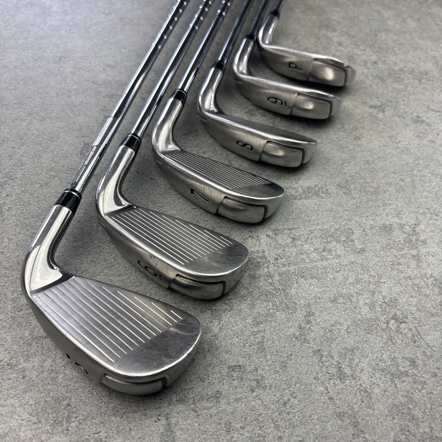 Wilson Staff D200 järnset (5–PW) – Uniflex (Vänster)