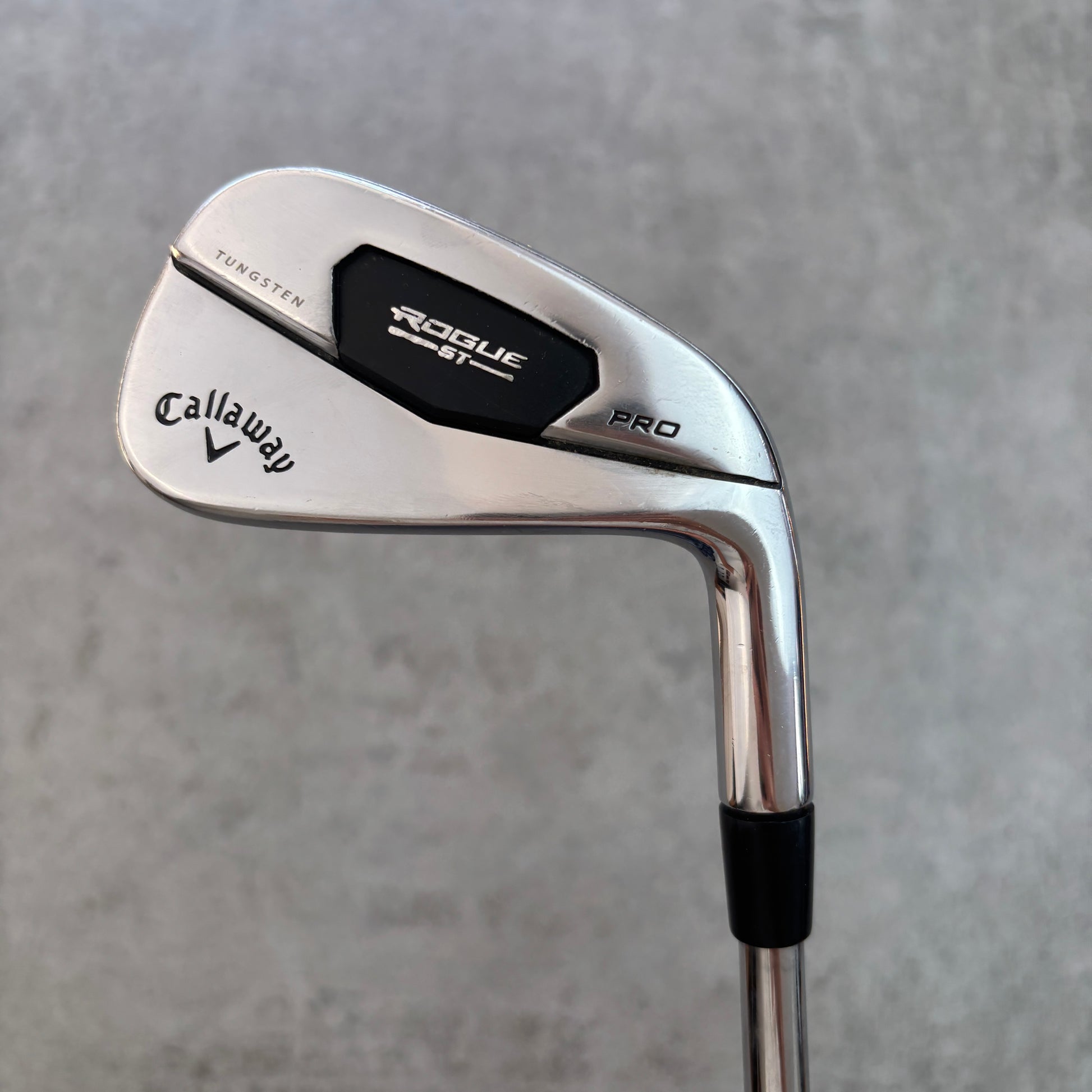 Callaway Rogue ST Pro järnset (5–PW) – Stiff – begagnad golfklubba – bild 1