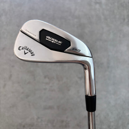 Callaway Rogue ST Pro järnset (5–PW) – Stiff – begagnad golfklubba – bild 1