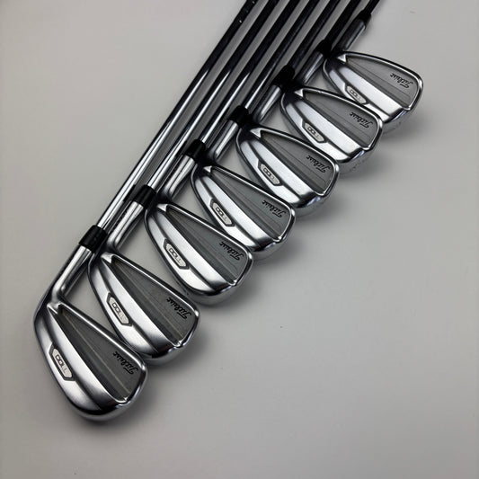 Titleist T100 järnset (4–P) - Stiff