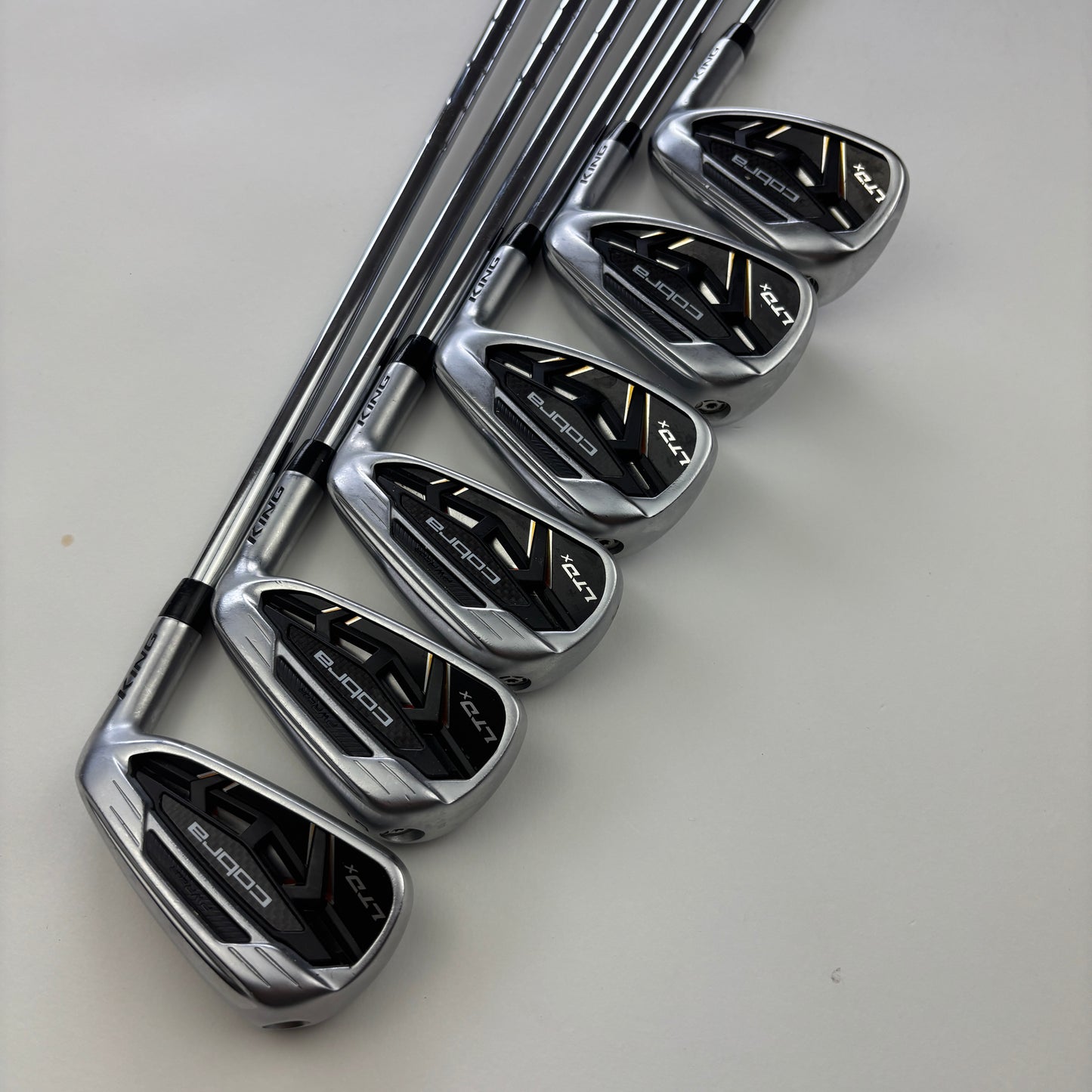 Cobra LTDx järnset (5–P) - Stiff