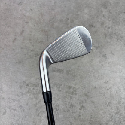 Titleist 718 AP3 järnset (4–P) - Regular