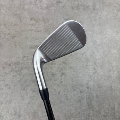 Titleist T300 järnset (5–P) - Regular
