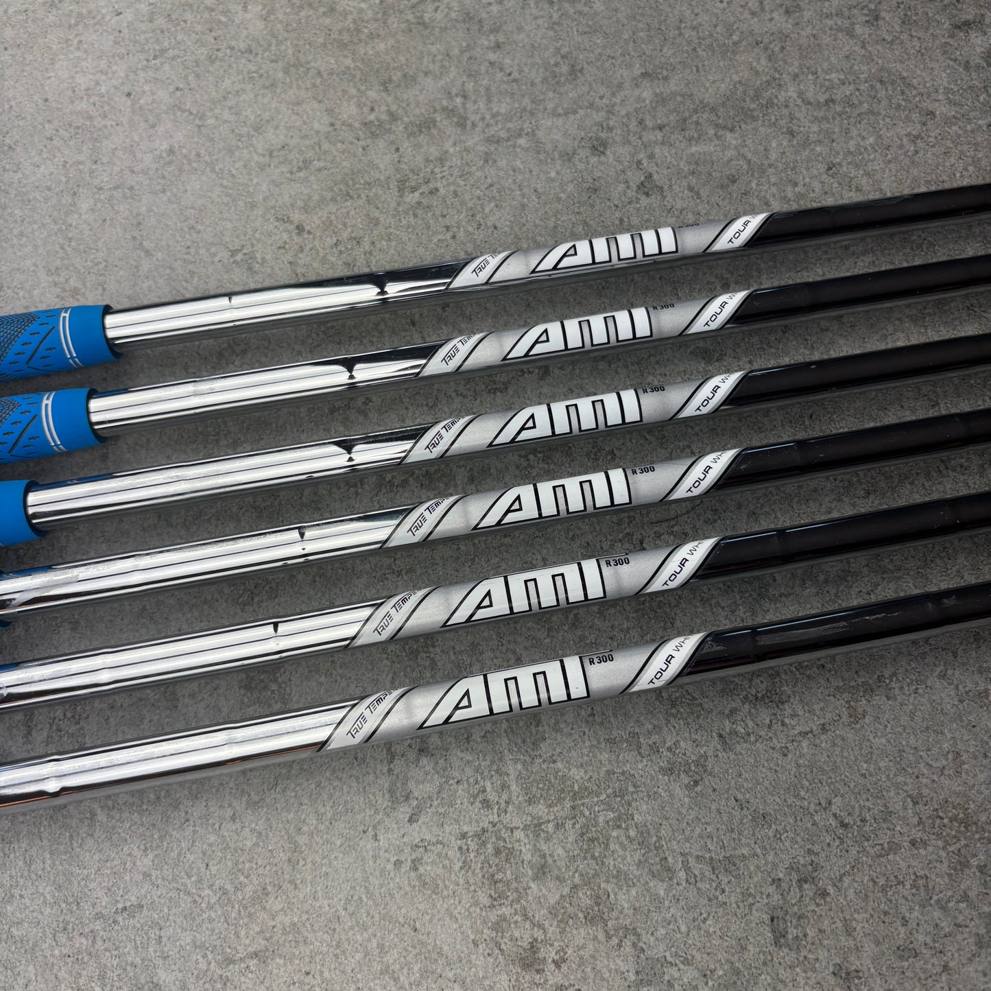 Titleist T100 / 620 CB / 620 MB järnset (5–PW) – Regular