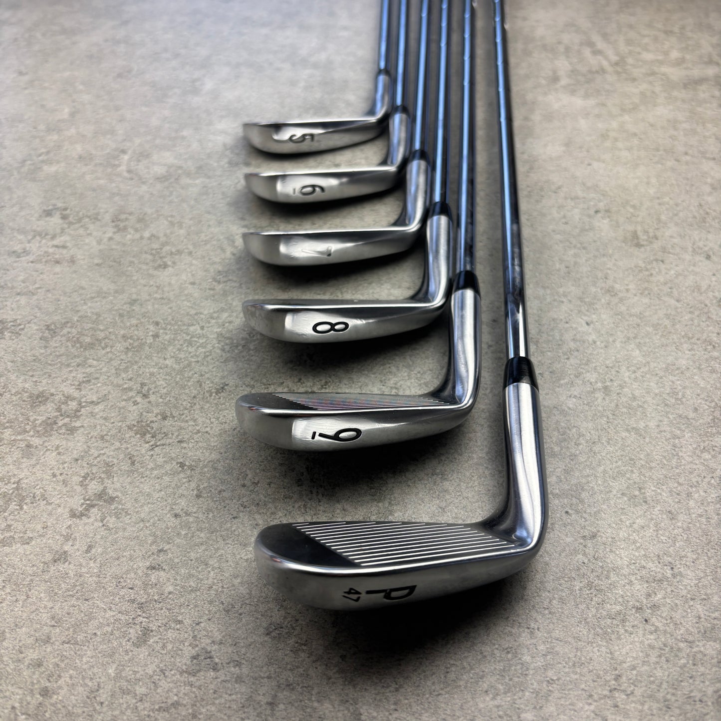 Titleist T100 / 620 CB / 620 MB järnset (5–PW) – Regular