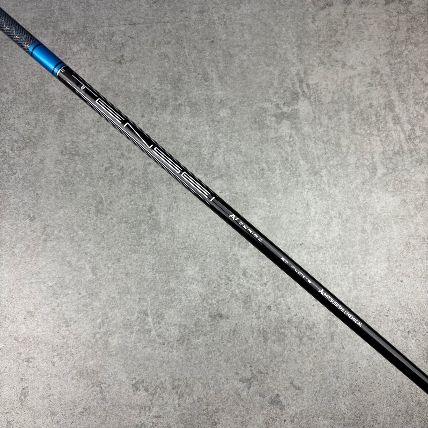 Titleist TSR2 hybrid 3 (18°) – Stiff