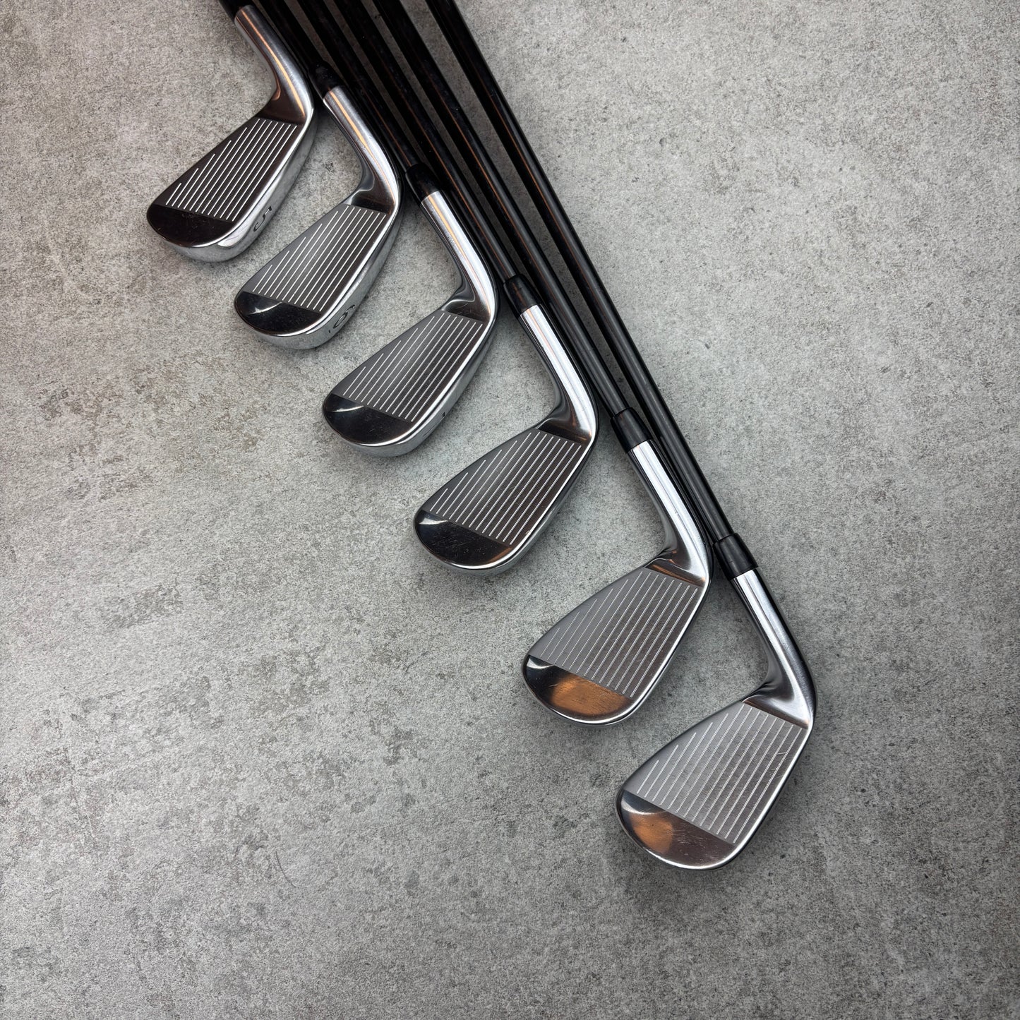 Titleist 718 AP3/T200 combo-järnset 5–PW – Regular grafit