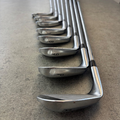 Srixon ZX7 Mk II (4–9 + PW + AW) - Stiff – begagnad golfklubba – bild 2