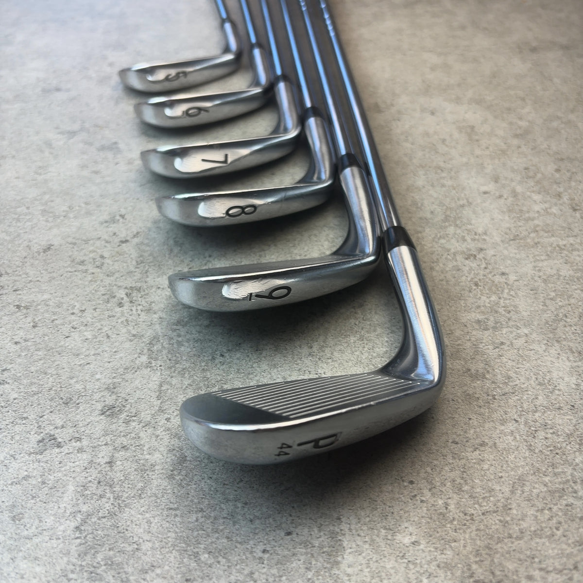 Titleist T100·S (5–P) - Regular – begagnad golfklubba – bild 3