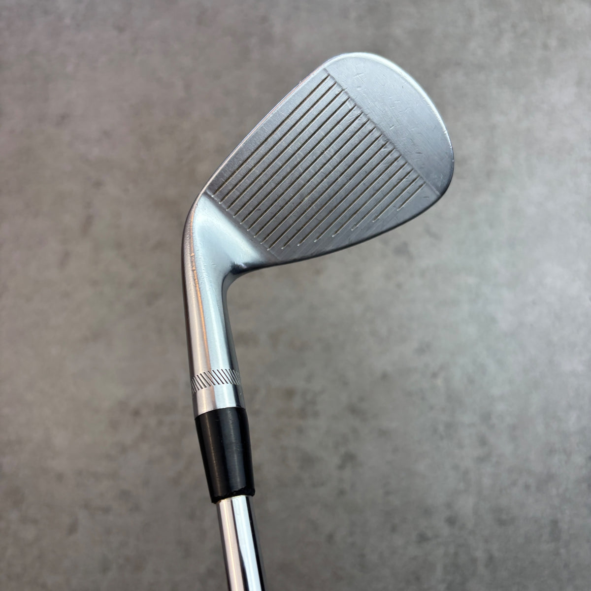 Titleist Vokey SM10 48° F - Wedge Flex – begagnad golfklubba – bild 2