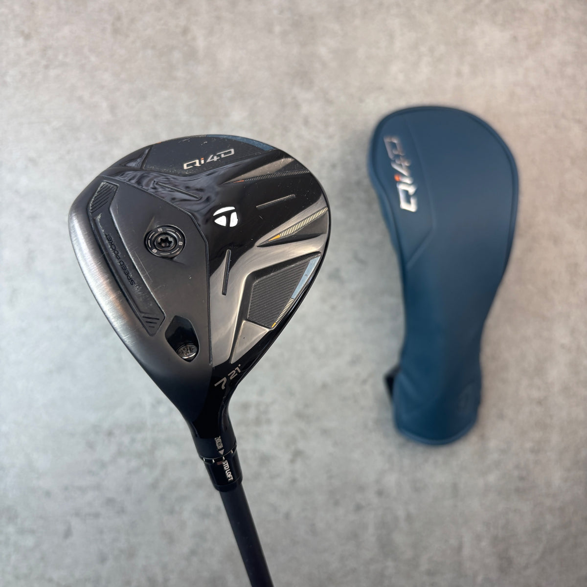 TaylorMade Qi4D 7W 21° - Vänster - Regular – begagnad golfklubba – bild 1